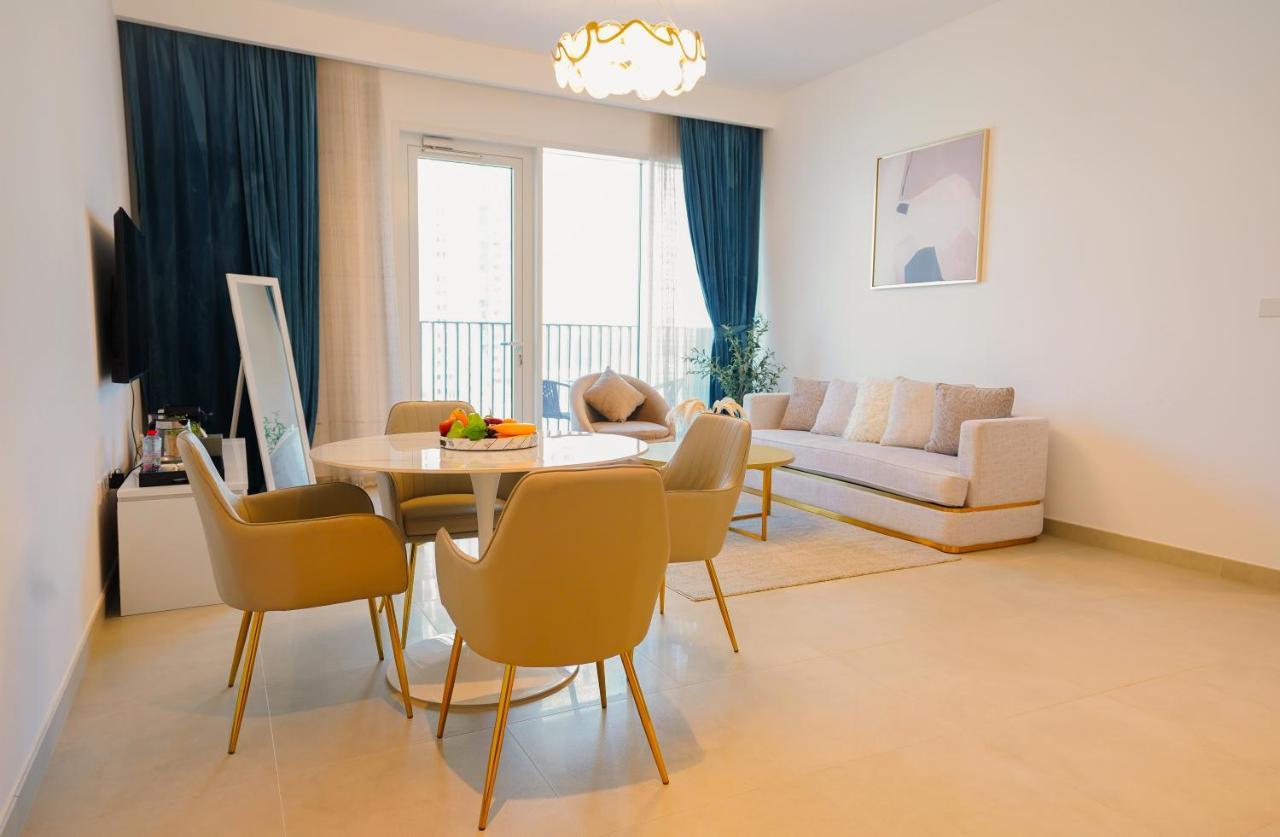 Citihome-1br With Large Living In Creek Horizon دبي
