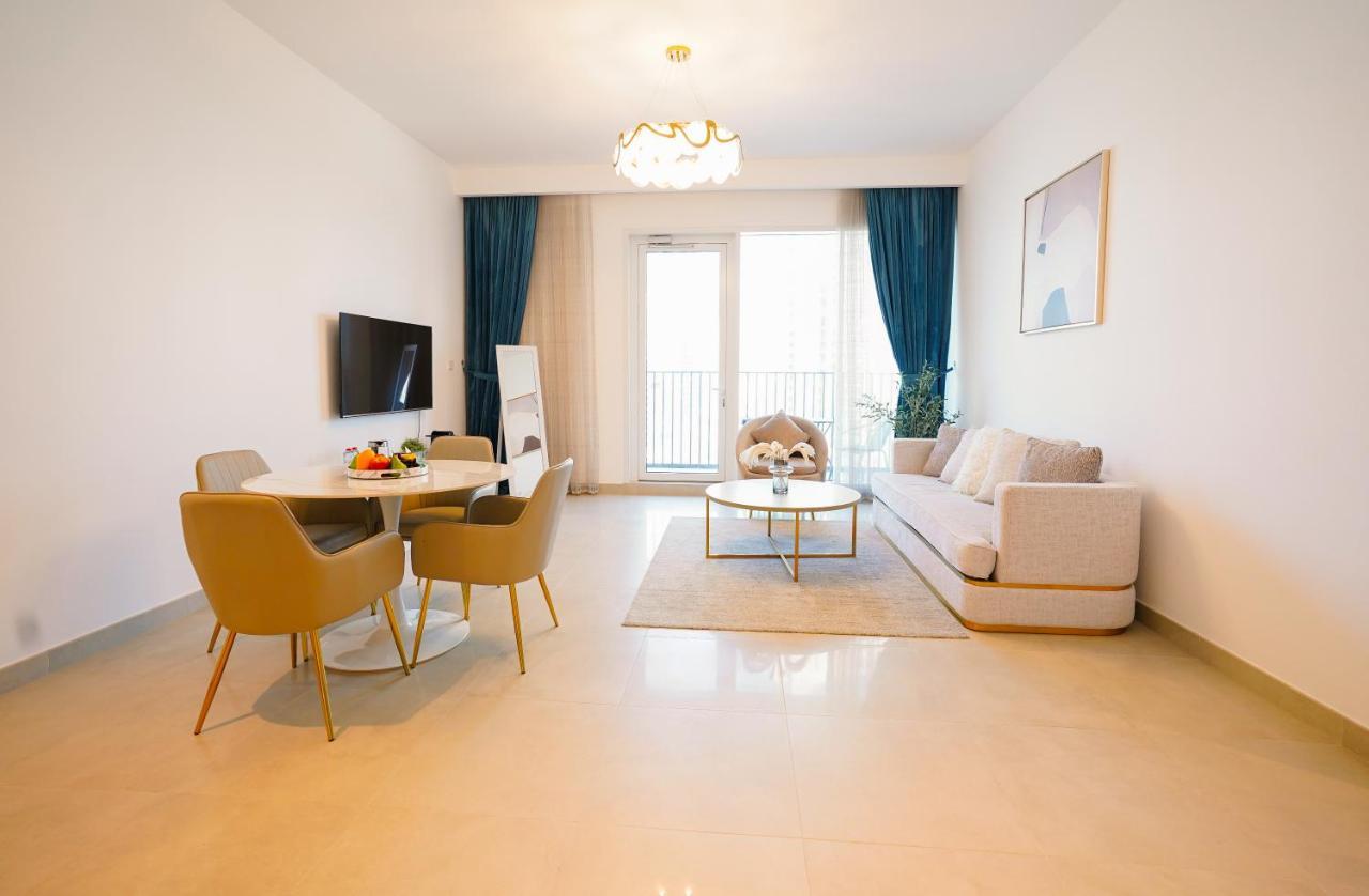 Apartment Citihome-1br With Large Living In Creek Horizon